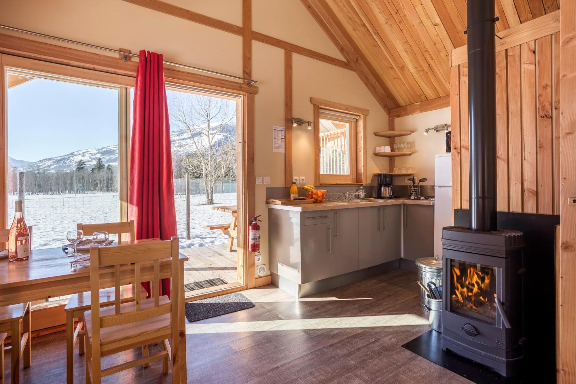 Huttopia Bozel En Vanoise Exterior photo